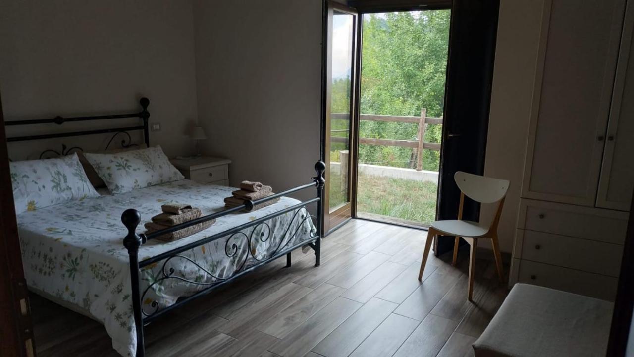 "Il Casaletto" Agriturismo Moderno, Vista Panoramica E Cibo Spettacolare- Scurcola Marsicana Exterior photo