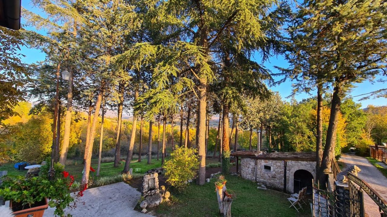 "Il Casaletto" Agriturismo Moderno, Vista Panoramica E Cibo Spettacolare- Scurcola Marsicana Exterior photo