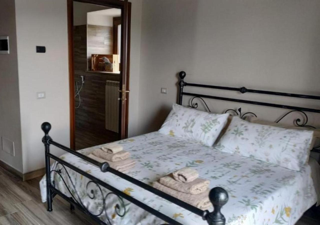 "Il Casaletto" Agriturismo Moderno, Vista Panoramica E Cibo Spettacolare- Scurcola Marsicana Exterior photo